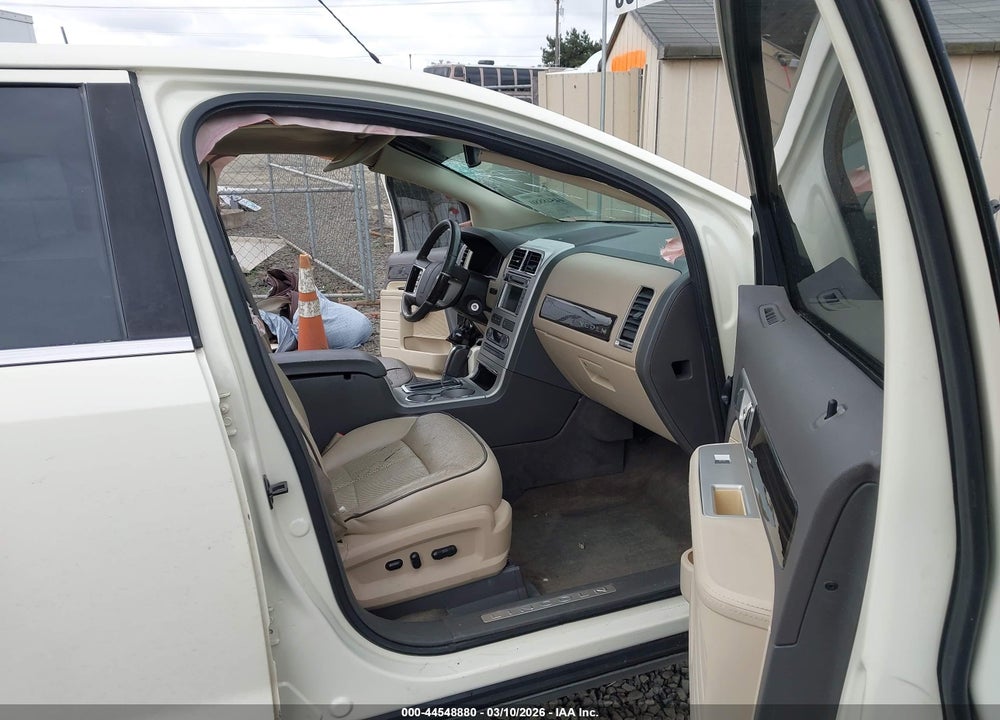 2008 LINCOLN MKX VIN: 2LMDU68C38BJ11434