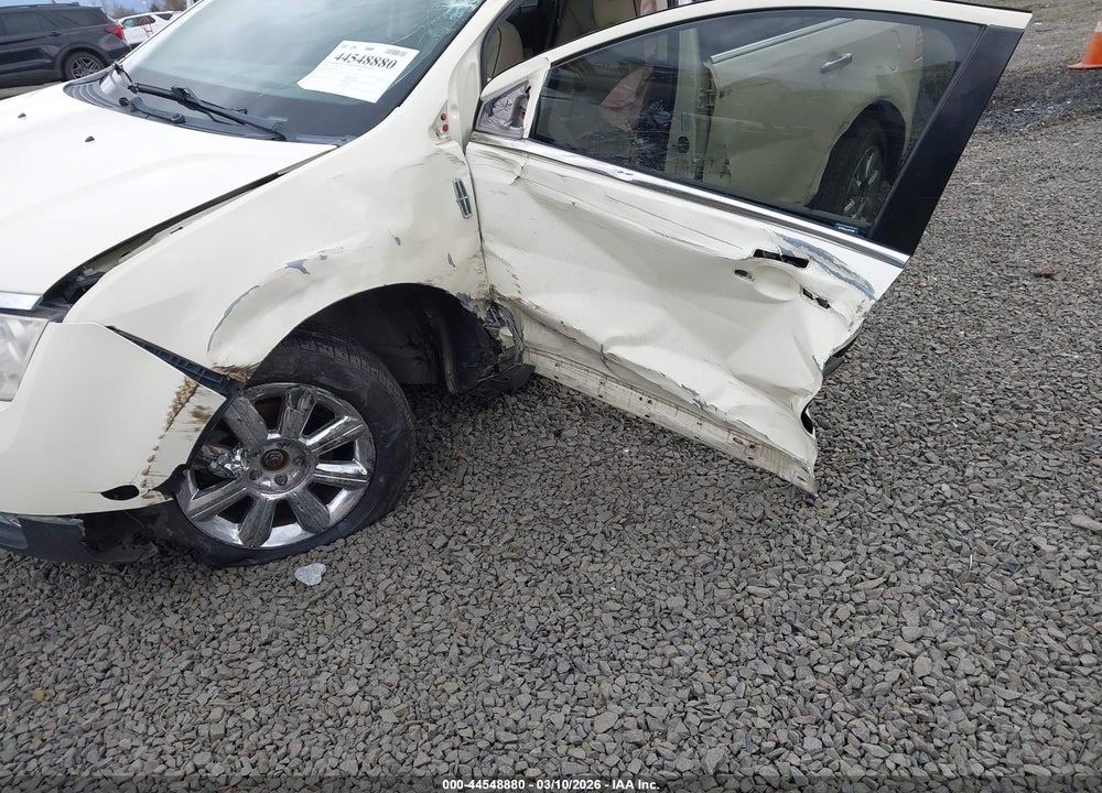 2008 LINCOLN MKX VIN: 2LMDU68C38BJ11434