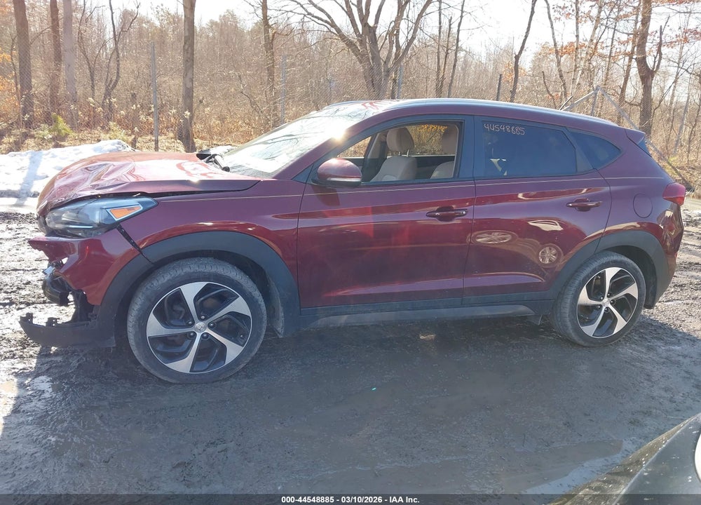 2016 HYUNDAI TUCSON SPORT VIN: KM8J33A21GU076080