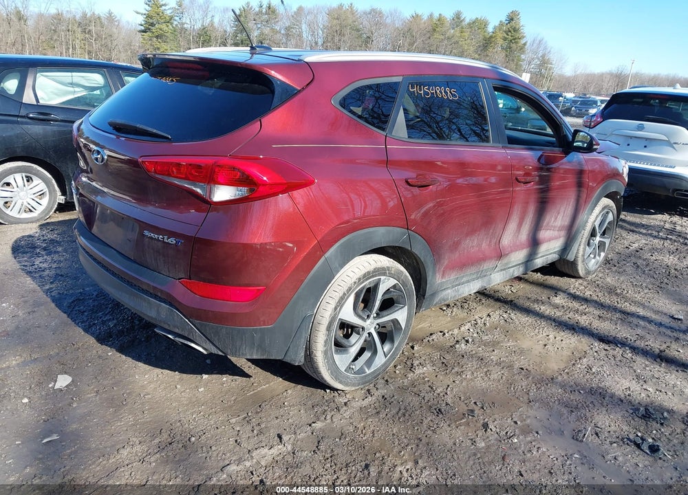 2016 HYUNDAI TUCSON SPORT VIN: KM8J33A21GU076080