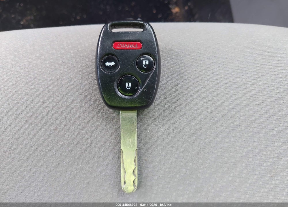 2013 HONDA CIVIC LX VIN: 2HGFB2F58DH301895
