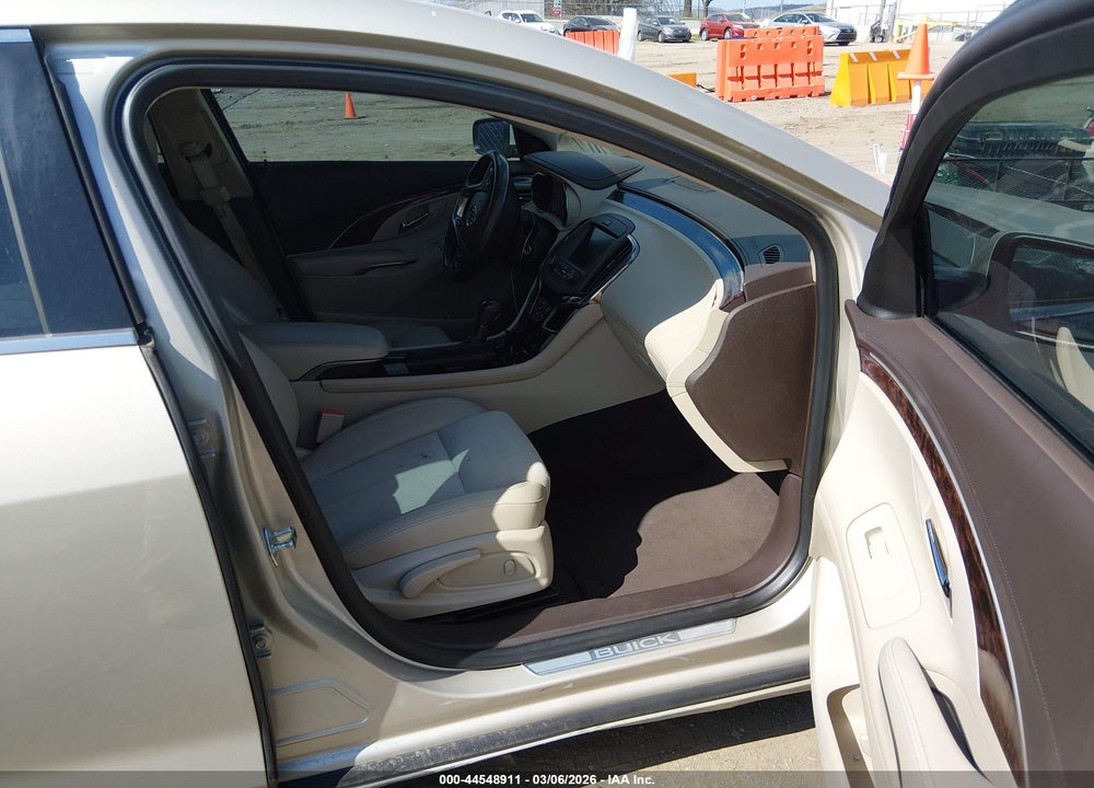 2014 BUICK LACROSSE VIN: 1G4GA5GR0EF193201