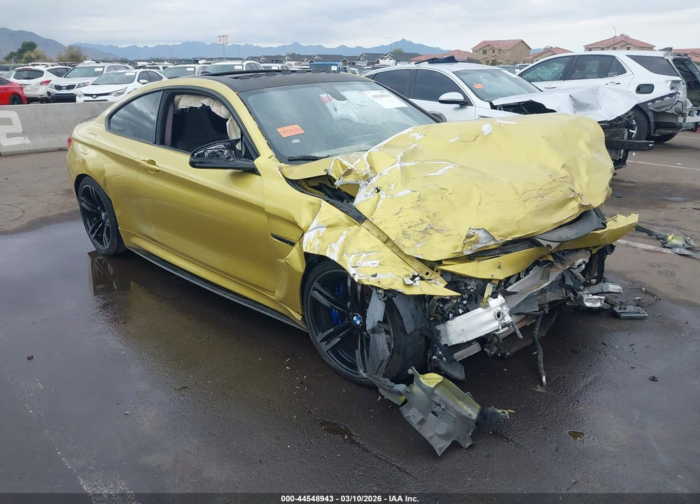 2016 BMW M4 VIN: WBS3R9C53GK336652