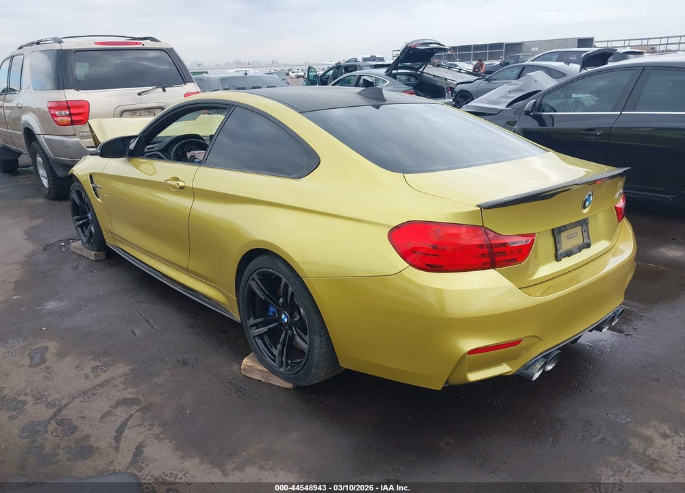 2016 BMW M4 VIN: WBS3R9C53GK336652