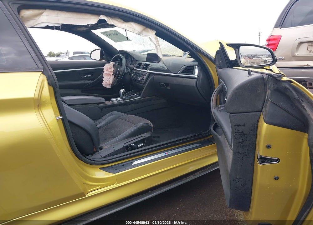 2016 BMW M4 VIN: WBS3R9C53GK336652