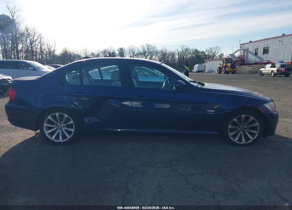 2011 BMW 328I XDRIVE VIN: WBAPK5G59BNN27948