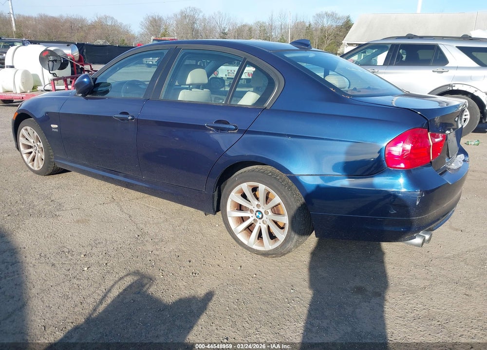 2011 BMW 328I XDRIVE VIN: WBAPK5G59BNN27948