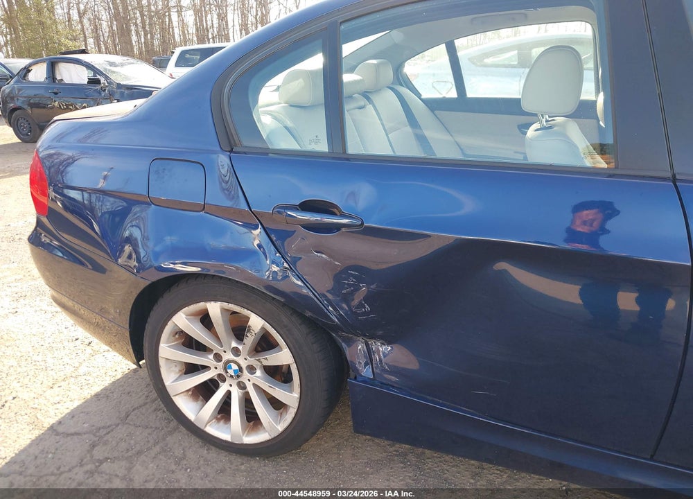 2011 BMW 328I XDRIVE VIN: WBAPK5G59BNN27948