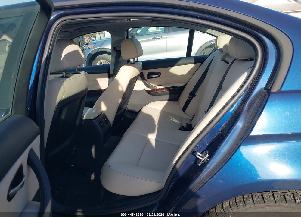 2011 BMW 328I XDRIVE VIN: WBAPK5G59BNN27948