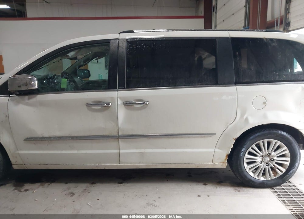 2013 CHRYSLER TOWN & COUNTRY LIMITED VIN: 2C4RC1GG6DR745855