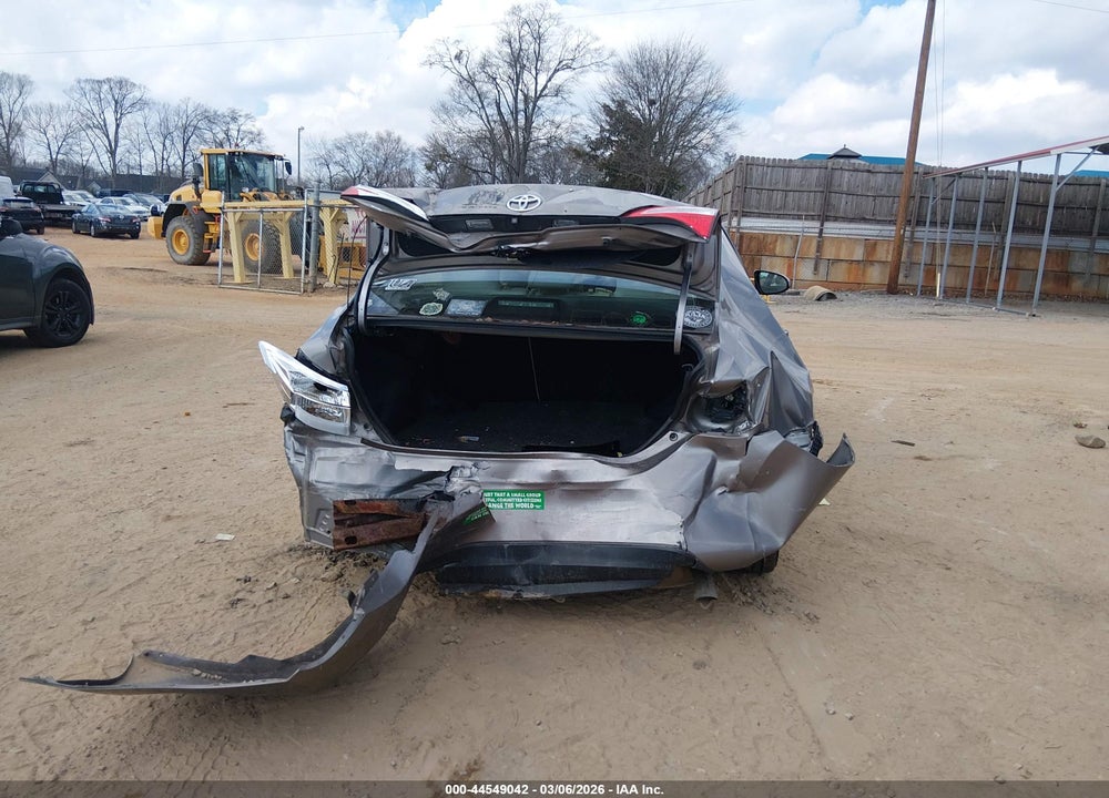 2015 TOYOTA COROLLA LE VIN: 2T1BURHE7FC286798