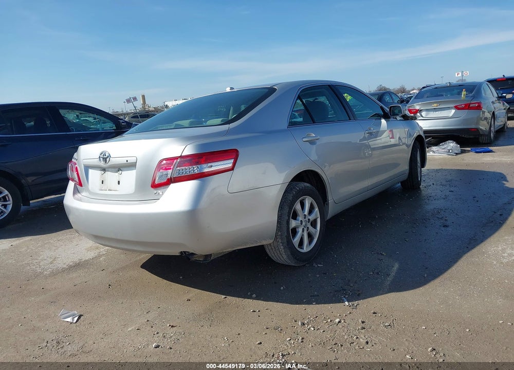 2011 TOYOTA CAMRY LE VIN: 4T1BF3EK5BU766798