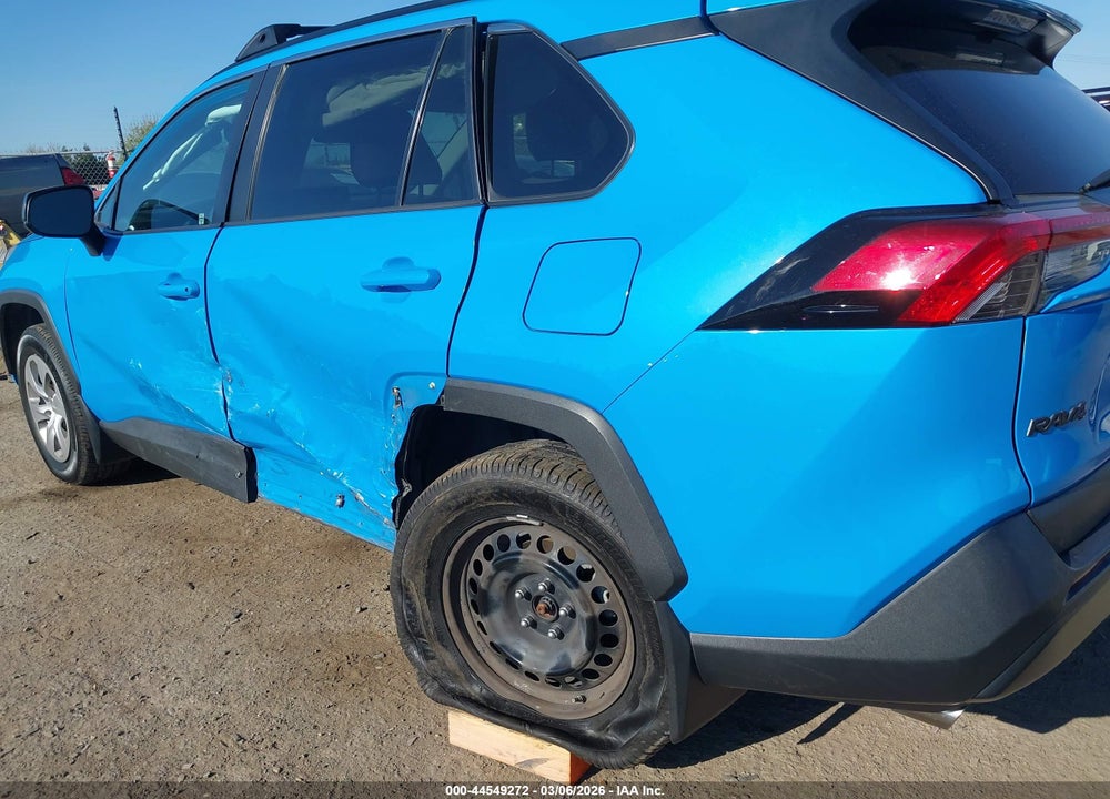 2019 TOYOTA RAV4 LE VIN: 2T3F1RFV2KW052288