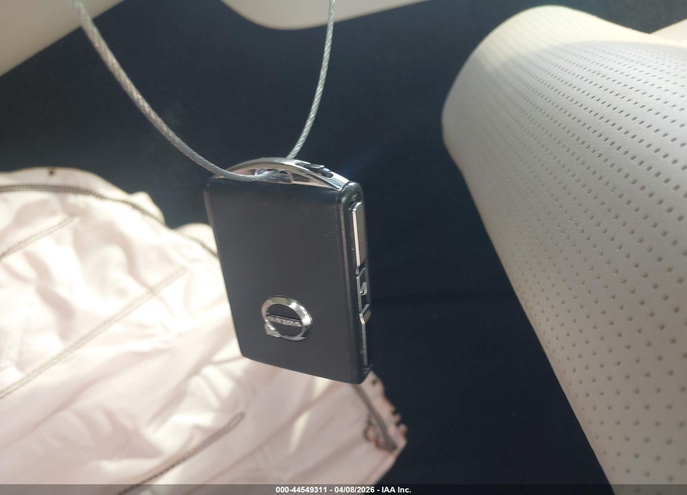 2022 VOLVO XC60 B5 INSCRIPTION VIN: YV4L12DL0N1046422