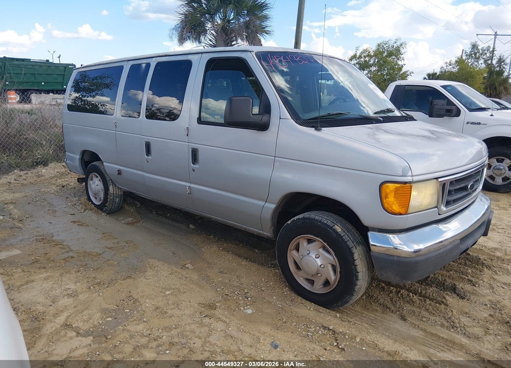 2006 FORD E-350 SUPER DUTY CHATEAU/XL/XLT VIN: 1FBNE31L26HA16135