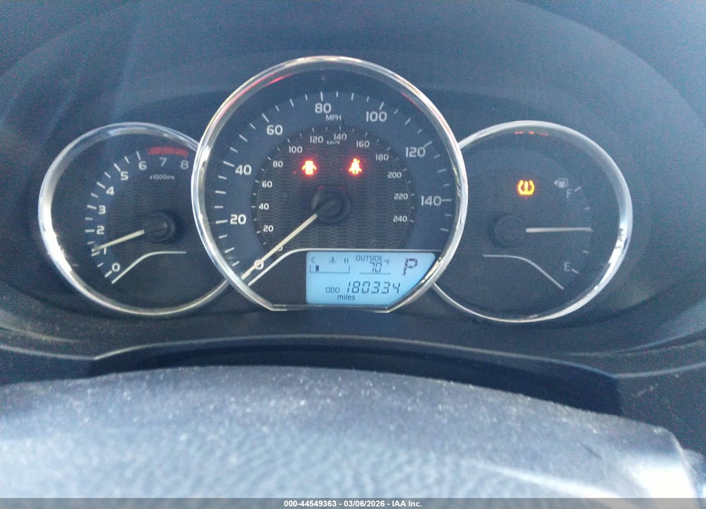 2015 TOYOTA COROLLA LE VIN: 5YFBURHE5FP224008