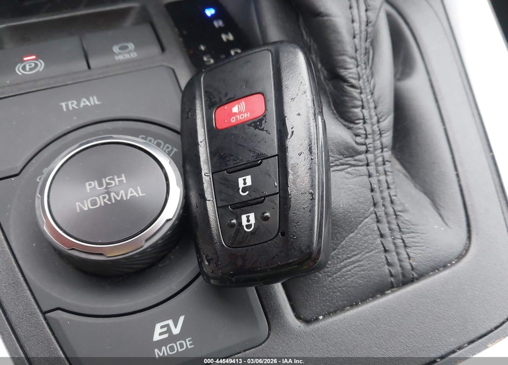 2021 TOYOTA RAV4 HYBRID XLE VIN: 4T3RWRFV6MU026830