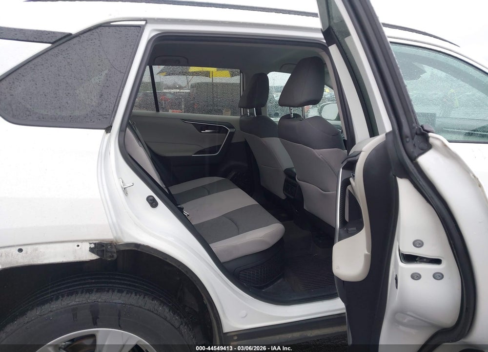 2021 TOYOTA RAV4 HYBRID XLE VIN: 4T3RWRFV6MU026830