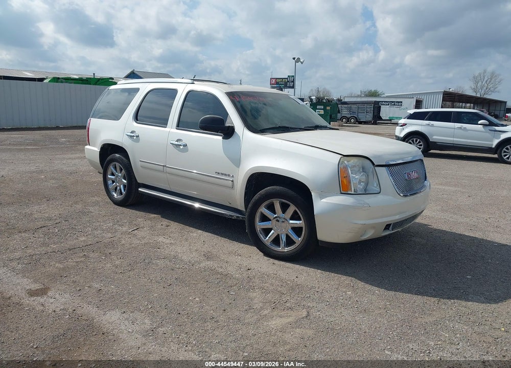 2012 GMC YUKON DENALI VIN: 1GKS1EEF3CR250031