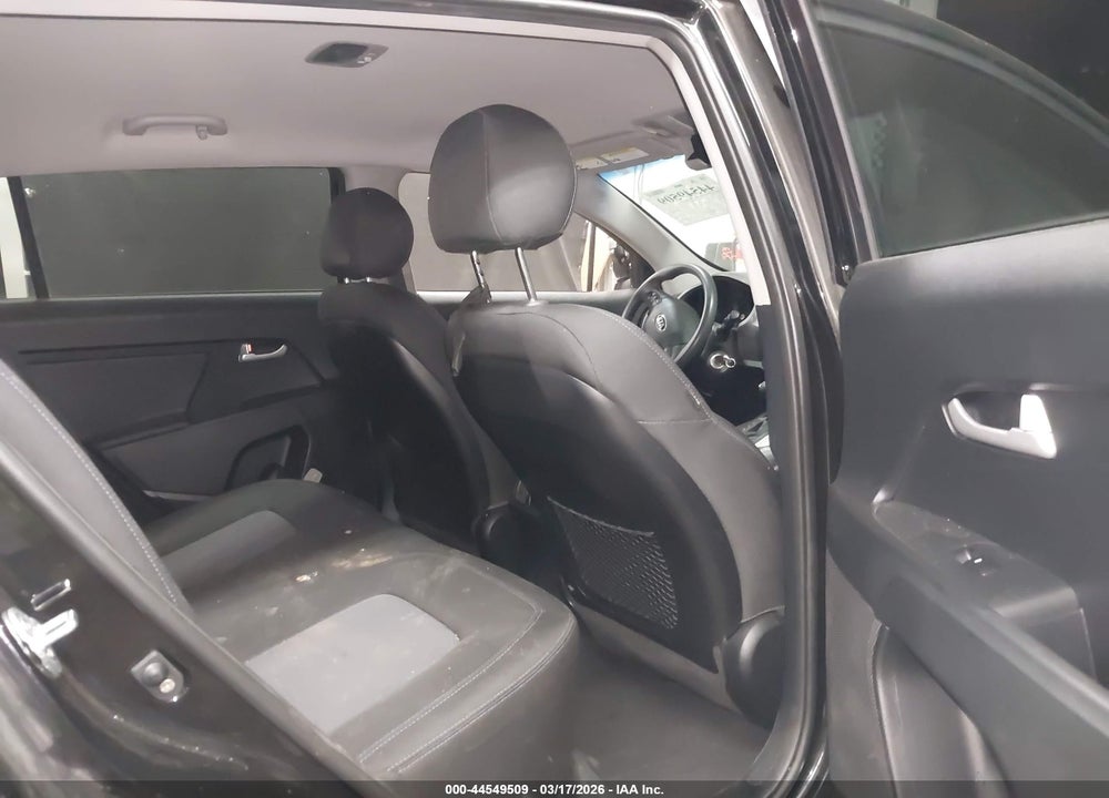 2016 KIA SPORTAGE LX VIN: KNDPB3AC1G7873132