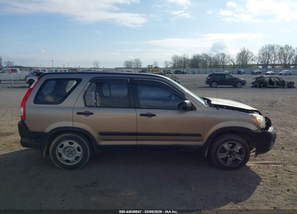 2005 HONDA CR-V LX VIN: JHLRD68535C008018