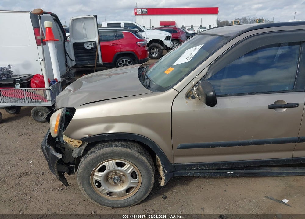 2005 HONDA CR-V LX VIN: JHLRD68535C008018