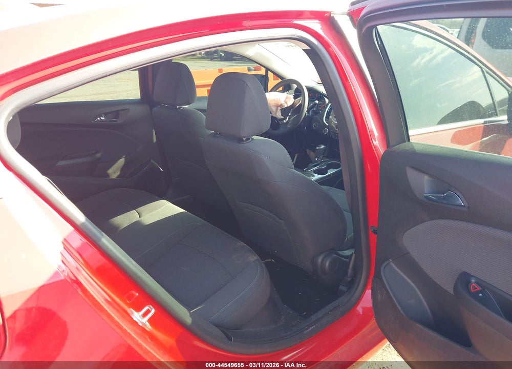 2017 CHEVROLET CRUZE LT AUTO VIN: 1G1BE5SM5H7105541