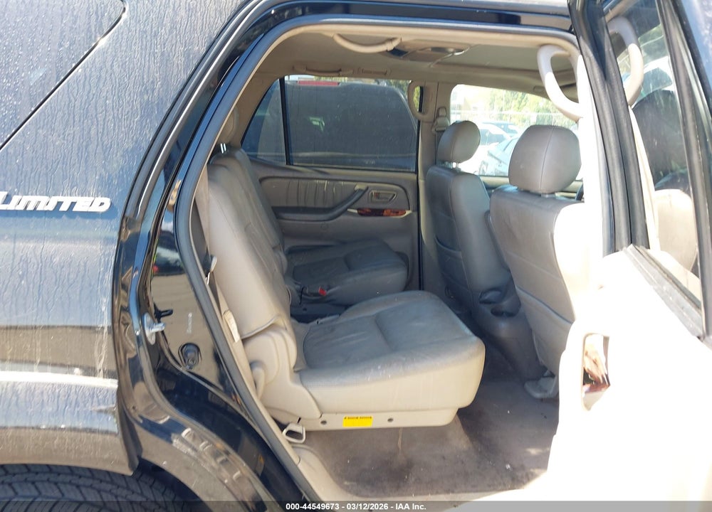 2005 TOYOTA SEQUOIA LIMITED V8 VIN: 5TDZT38A75S241202