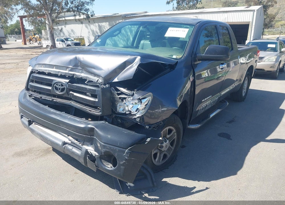 2011 TOYOTA TUNDRA GRADE 5.7L V8 VIN: 5TFRY5F17BX100460