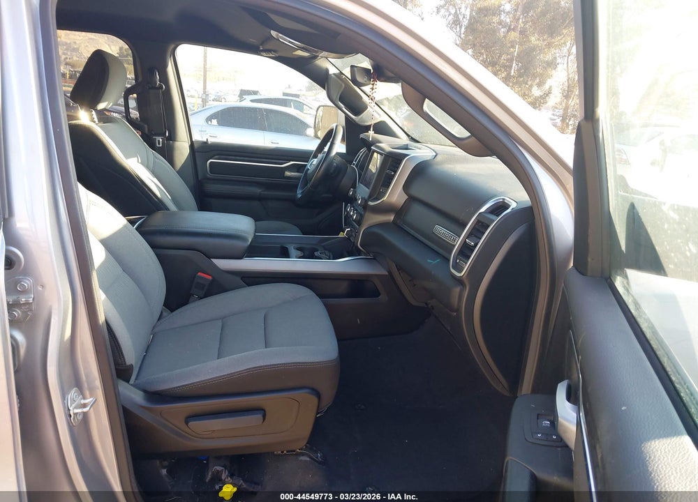 2024 RAM 1500 BIG HORN  4X4 5'7 BOX VIN: 1C6RRFFG3RN170137