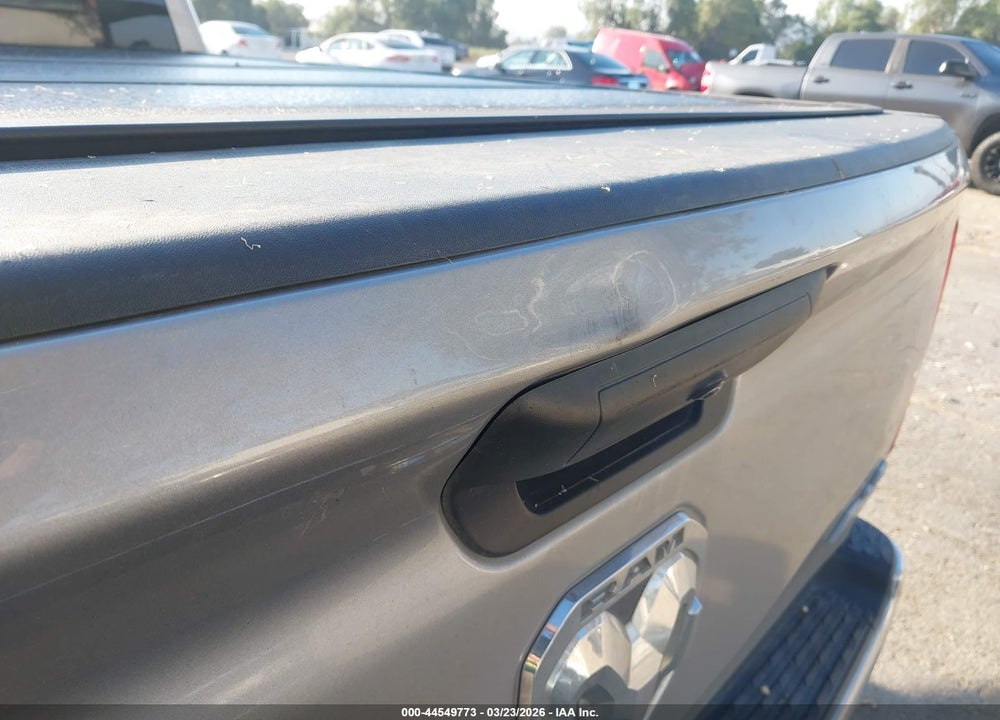 2024 RAM 1500 BIG HORN  4X4 5'7 BOX VIN: 1C6RRFFG3RN170137
