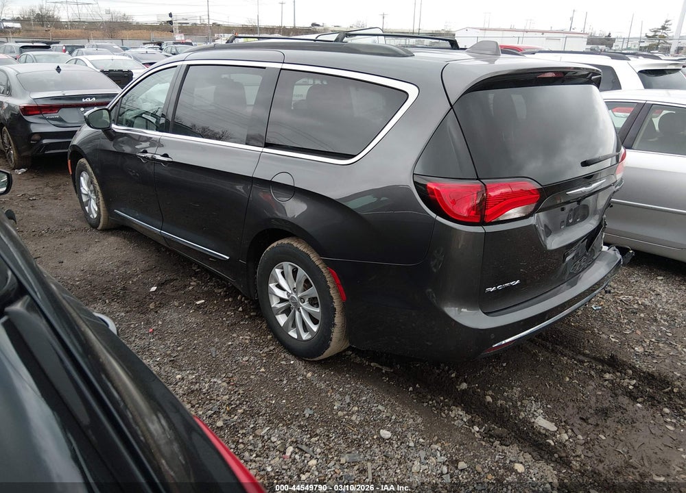 2017 CHRYSLER PACIFICA TOURING-L VIN: 2C4RC1BG6HR739034