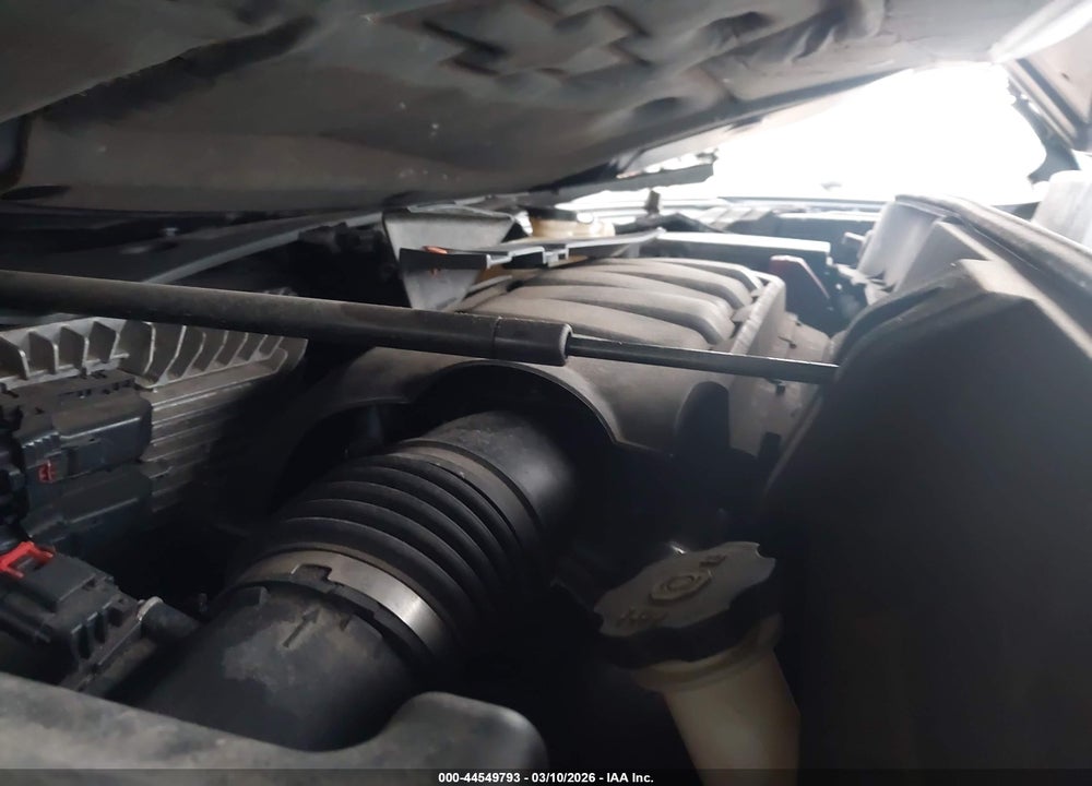 2013 CHEVROLET TRAVERSE LS VIN: 1GNKVFKD8DJ113229