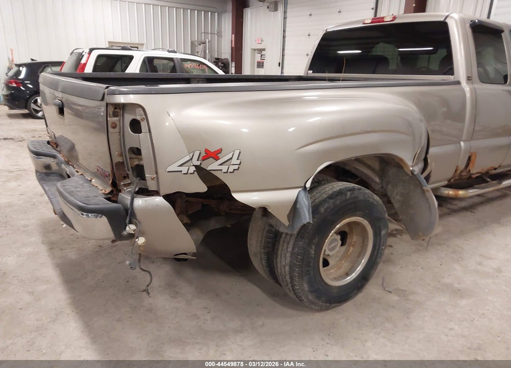 2002 GMC SIERRA 3500 CHASSIS SL/SLE/STANDARD VIN: 1GTJK39172E178019