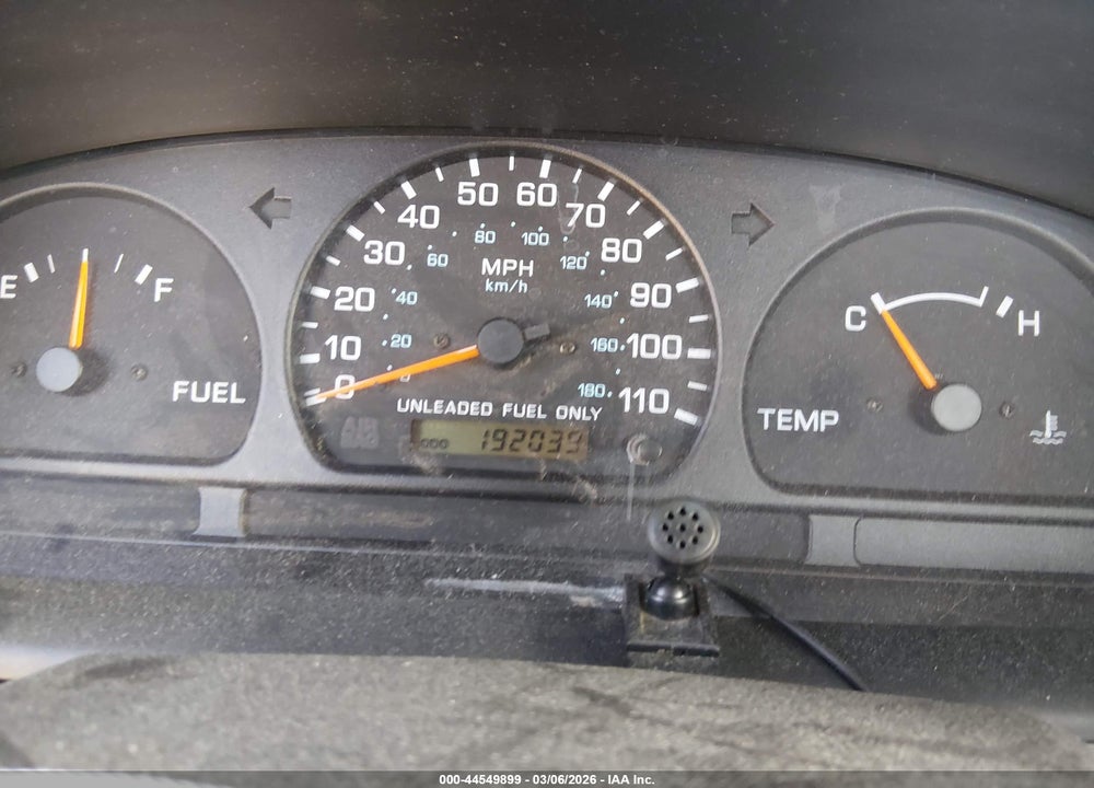 1998 NISSAN FRONTIER STANDARD/XE VIN: 1N6DD21S8WC329454