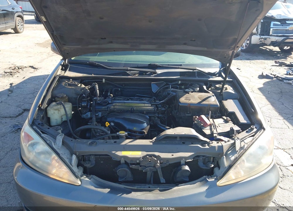 2002 TOYOTA CAMRY LE VIN: 4T1BE32K62U567668