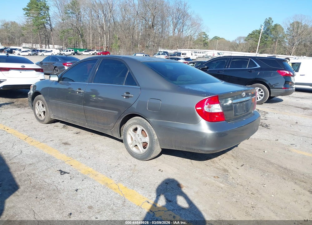 2002 TOYOTA CAMRY LE VIN: 4T1BE32K62U567668