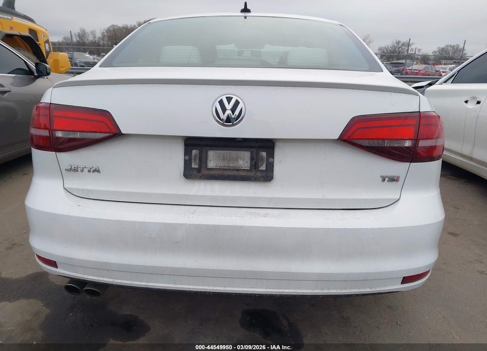 2016 VOLKSWAGEN JETTA 1.8T SPORT VIN: 3VWD17AJXGM417175