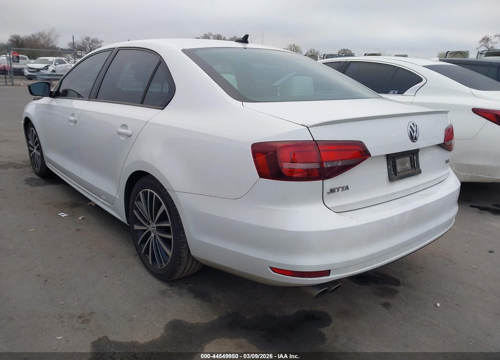 2016 VOLKSWAGEN JETTA 1.8T SPORT VIN: 3VWD17AJXGM417175