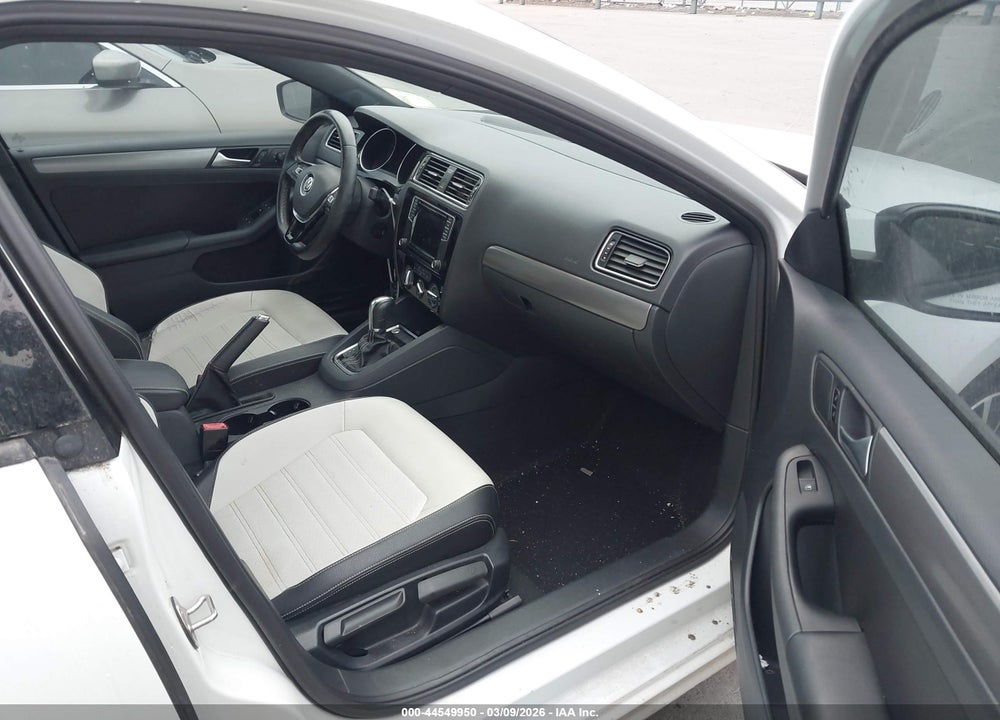 2016 VOLKSWAGEN JETTA 1.8T SPORT VIN: 3VWD17AJXGM417175