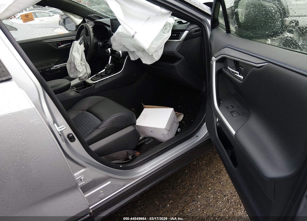 2019 TOYOTA RAV4 HYBRID XSE VIN: JTMEWRFV1KD509618