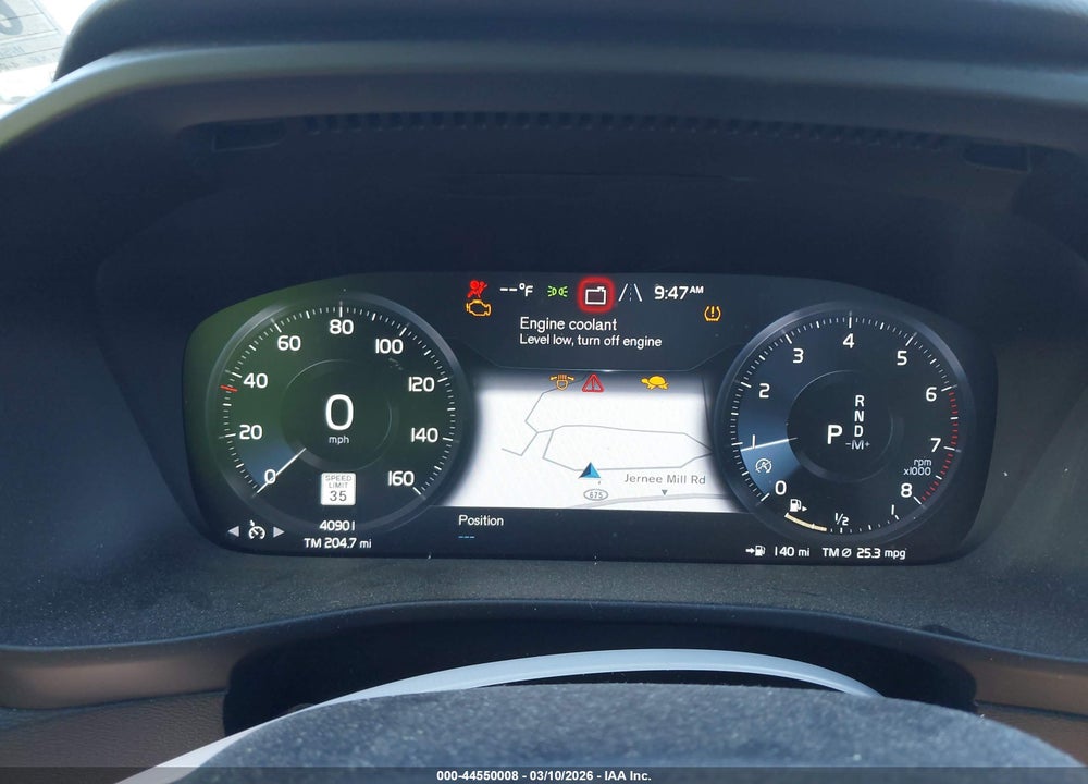 2021 VOLVO XC40 T5 MOMENTUM VIN: YV4162UK7M2583085