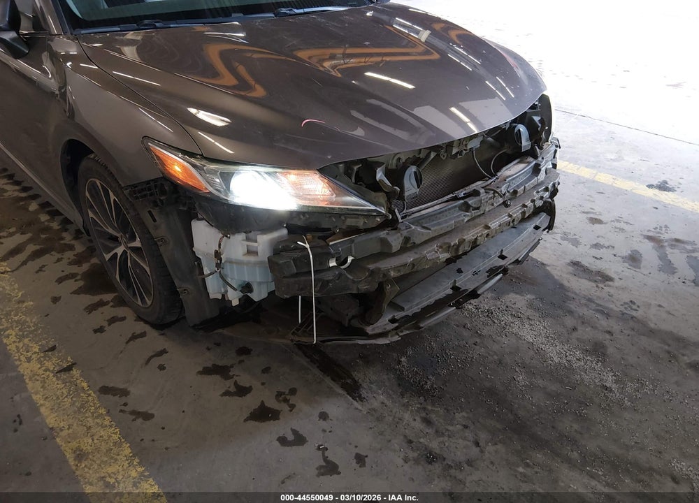 2019 TOYOTA CAMRY SE VIN: 4T1B11HK7KU190033