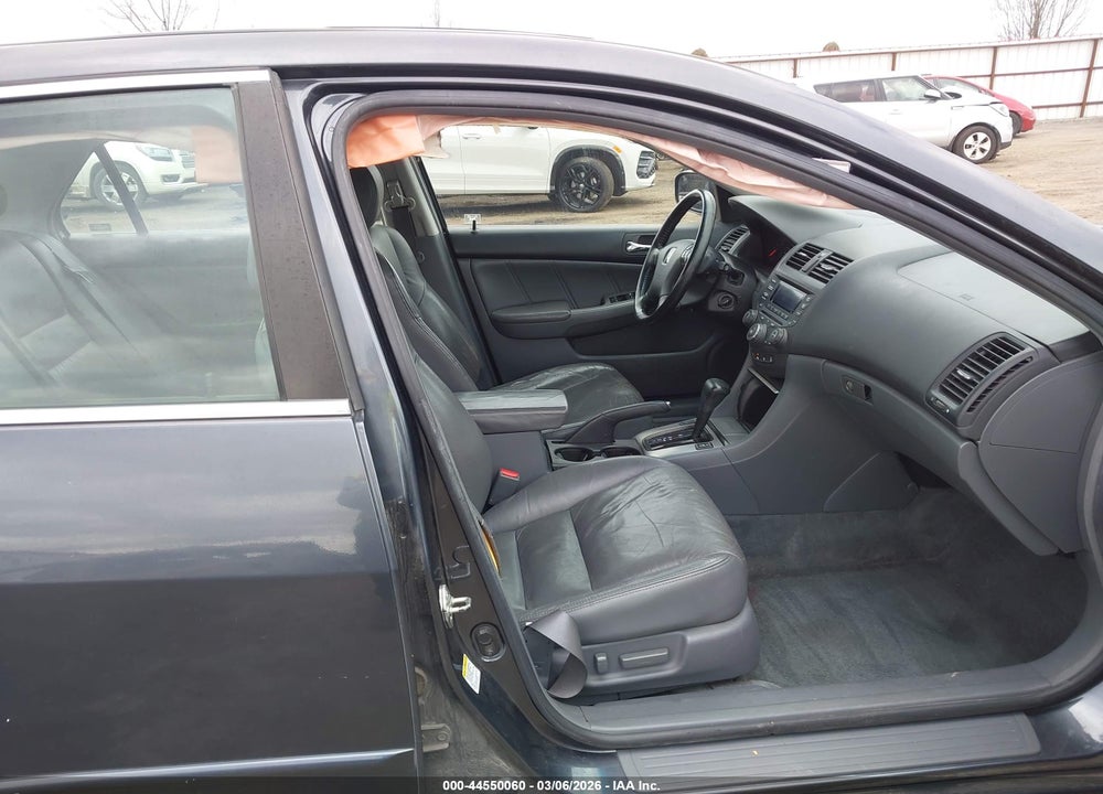 2004 HONDA ACCORD 3.0 EX VIN: 1HGCM66544A063451
