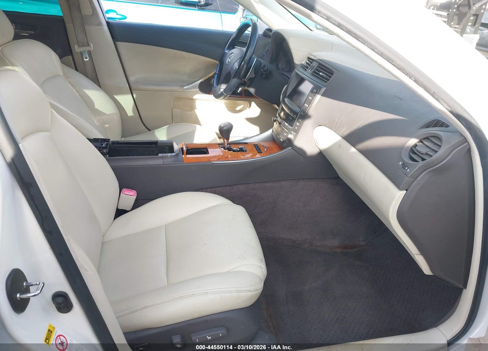 2009 LEXUS IS 250 VIN: JTHBK262X95087279
