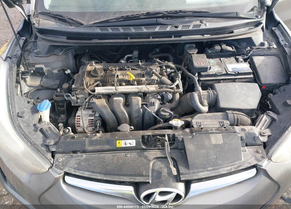2014 HYUNDAI ELANTRA SE VIN: 5NPDH4AE8EH516144