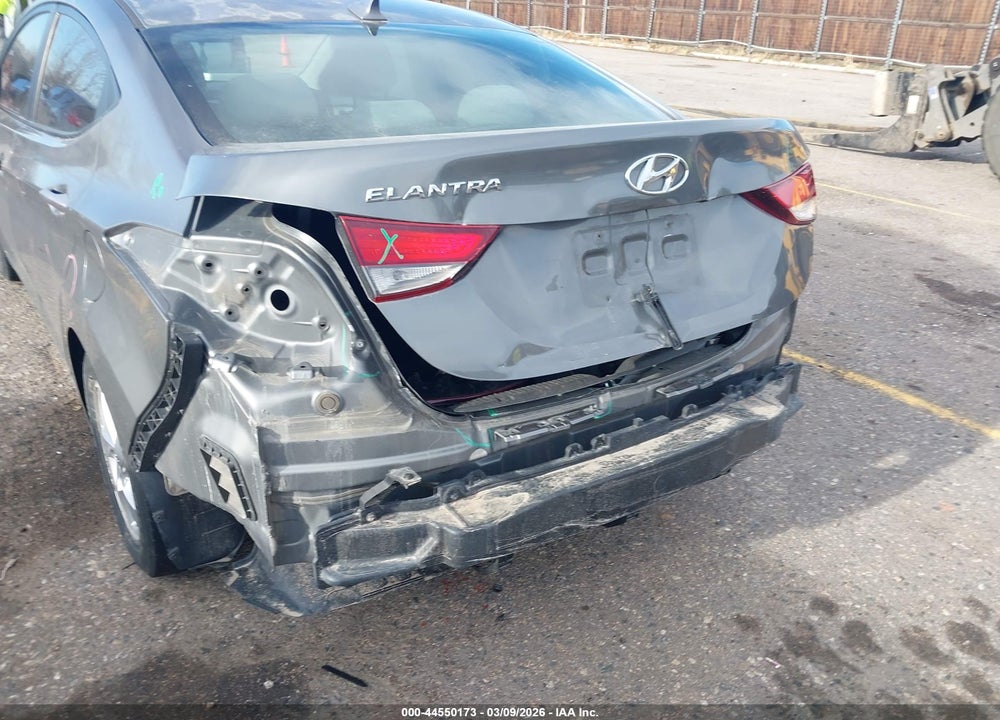 2014 HYUNDAI ELANTRA SE VIN: 5NPDH4AE8EH516144