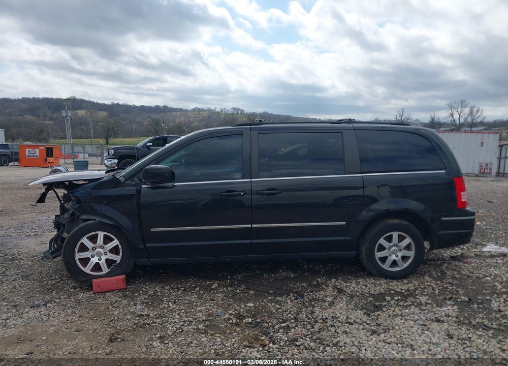 2010 CHRYSLER TOWN & COUNTRY TOURING VIN: 2A4RR5D15AR102683