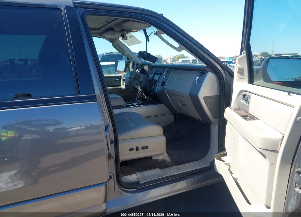 2010 FORD EXPEDITION LIMITED VIN: 1FMJU2A54AEB51292