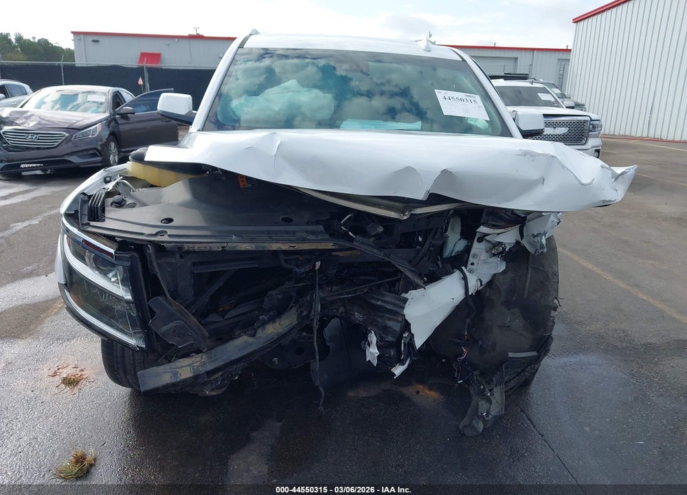 2019 CHEVROLET SUBURBAN LT VIN: 1GNSCHKCXKR177635